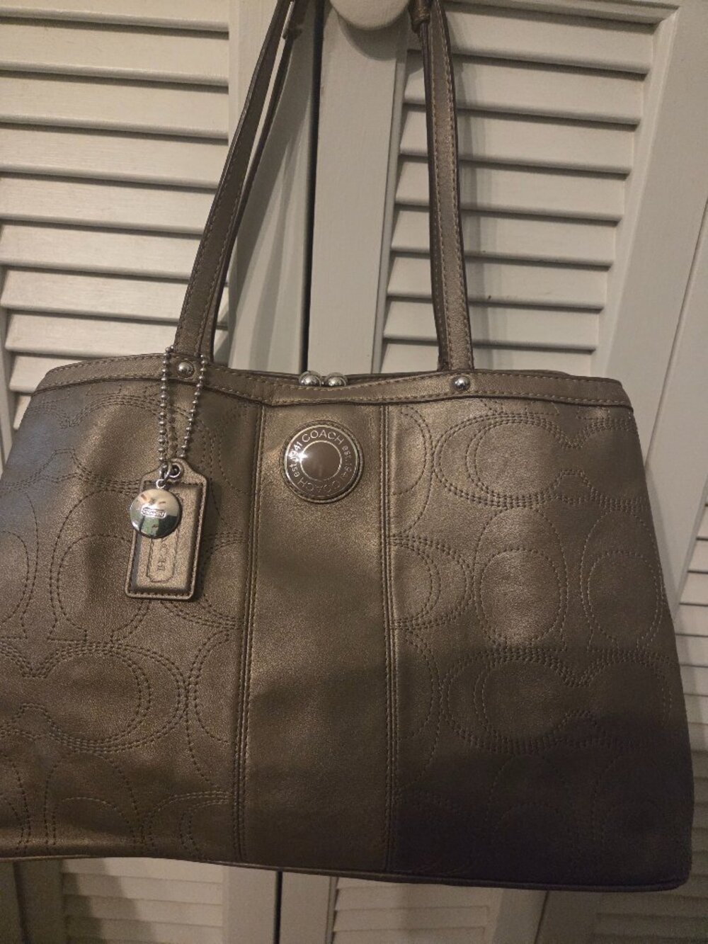 COLLECTION OF COACH WALLETS & PURSES